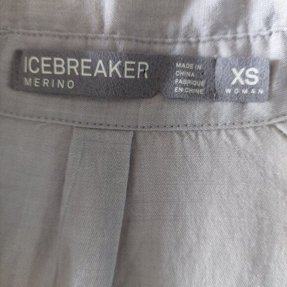 Icebreaker Light Gray Button Down Merino Wool Short Sleeve Shirt, XS - Picture 4 of 8